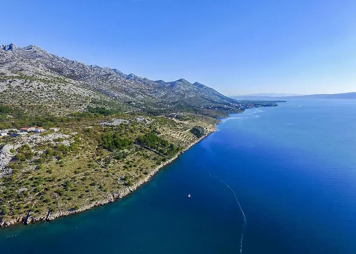 Mira * Starigrad-Paklenica