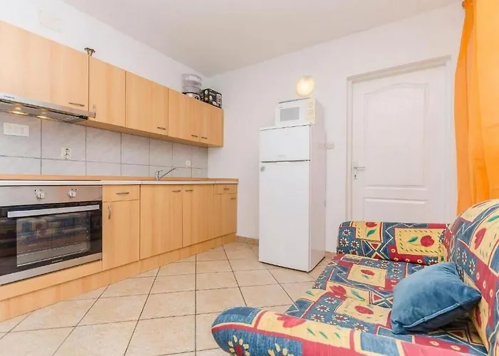 Apartman Mira Starigrad-Paklenica