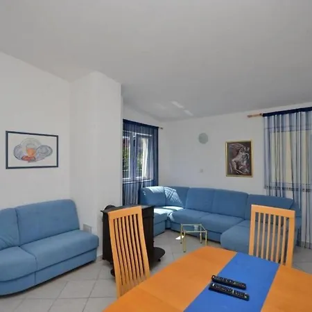 Mira Apartmán Starigrad Paklenica
