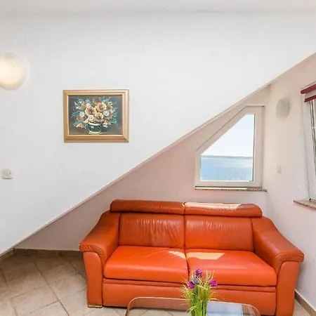 Mira Apartmán Starigrad Paklenica