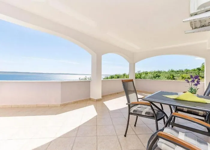 Mira Apartamento Starigrad Paklenica