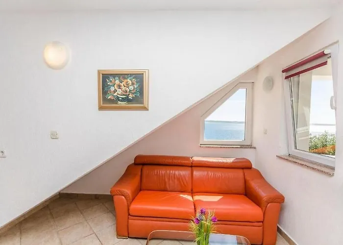 Mira Apartamento Starigrad Paklenica